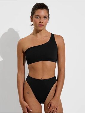 Left On Friday | Offshore One Shoulder Bikini Top in Jet (Black) - Size Small